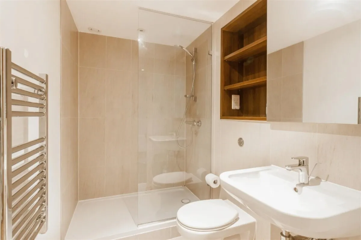 Bromyard Avenue, London, W3, photo 7