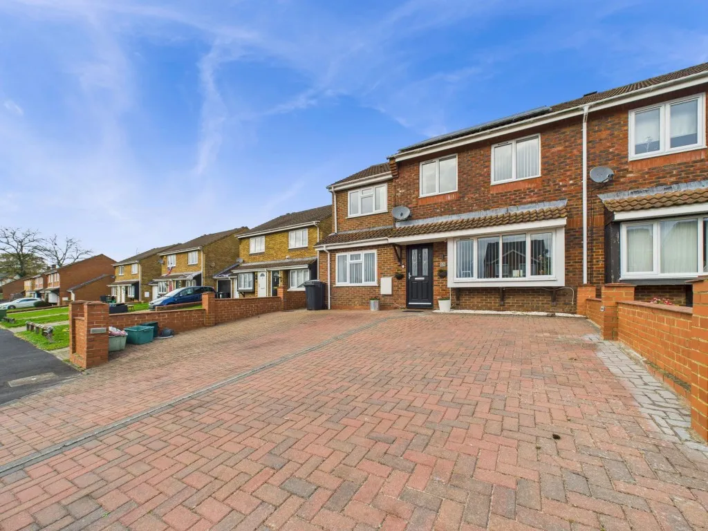5 bed house for sale, Conway Road, Calcot, RG31