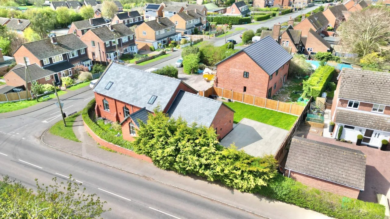 High Offley Road, Woodseaves, ST20, photo 2