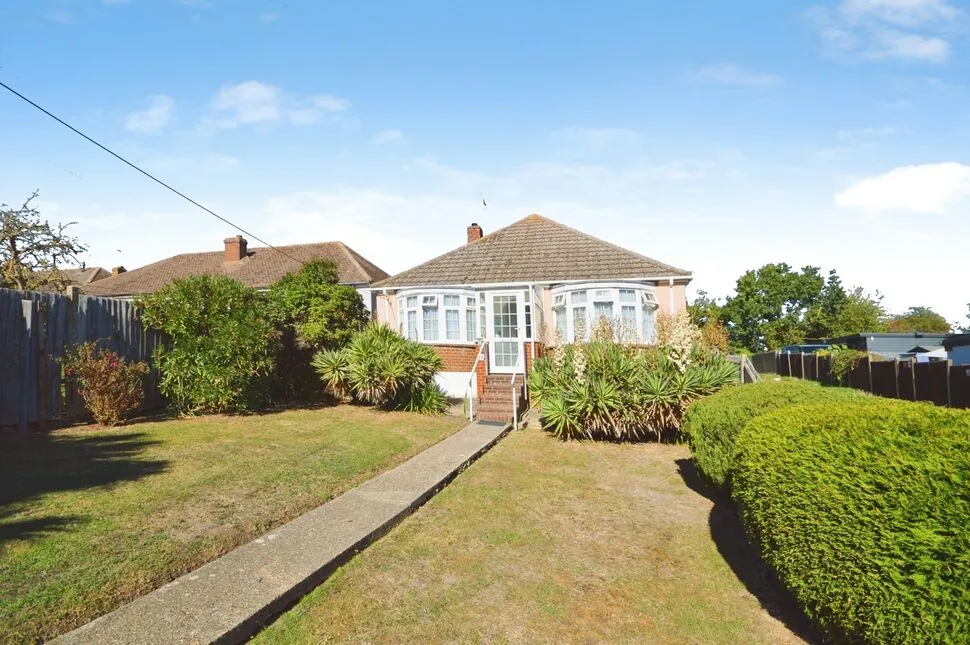 3 bed house for sale, Main Road, Hoo, ME3