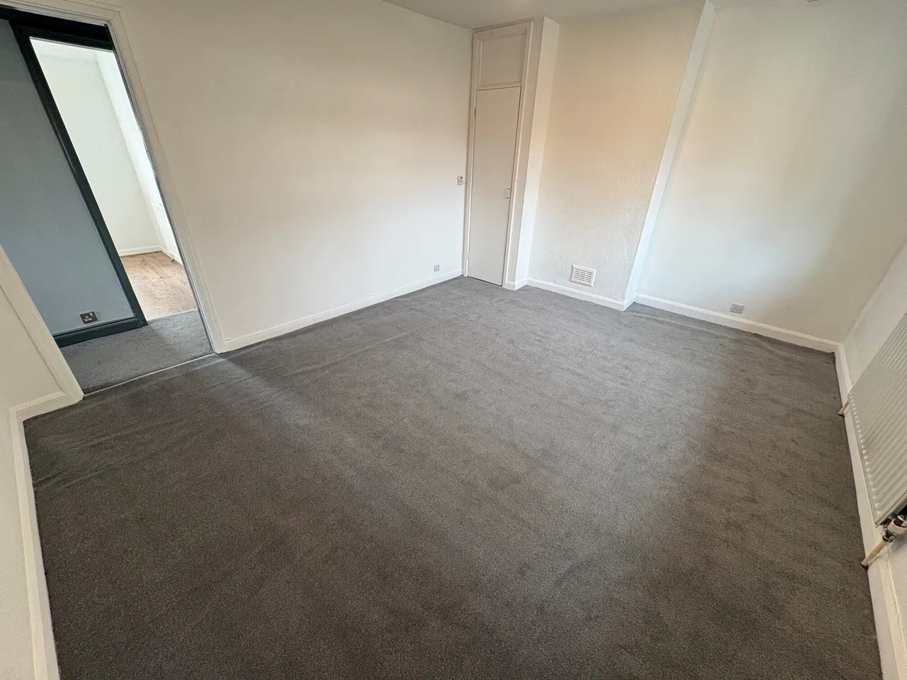 Ash Tree Square, Bramcote, NG9, photo 9