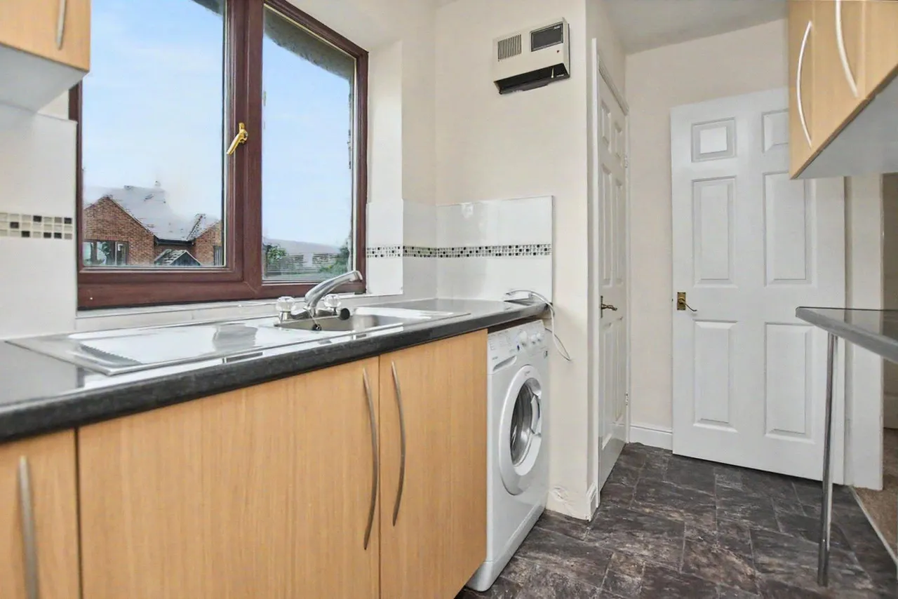 Clifton Place, Pudsey, LS28, photo 10