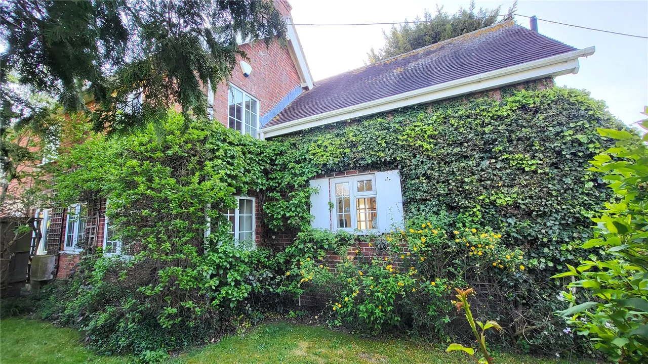 2 bed house for sale — East Orchard, Shaftesbury, Dorset, SP7 0LW