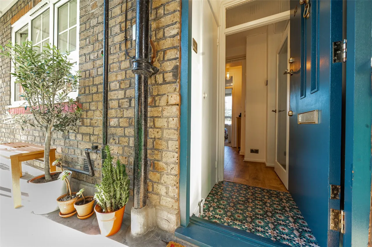 Swan Road, SE16, photo 9