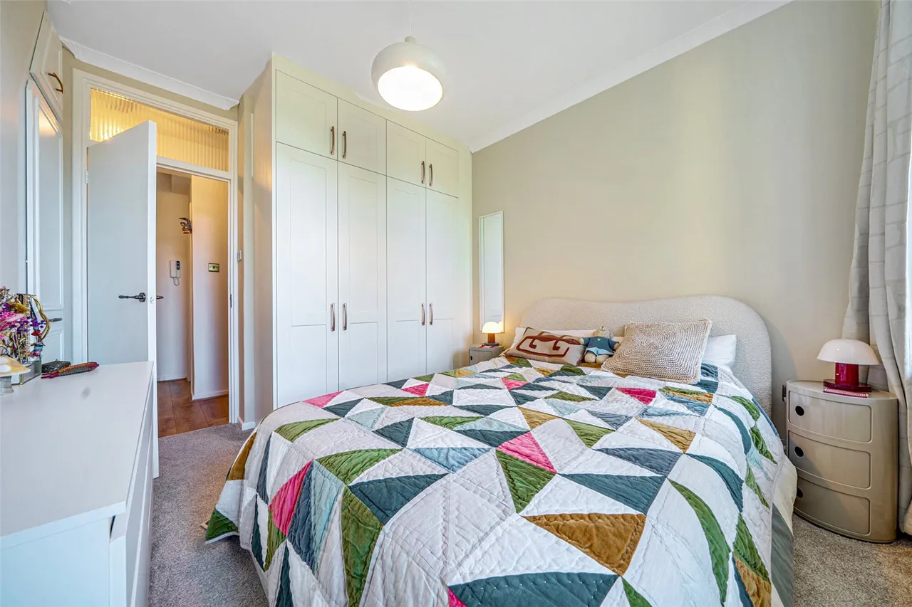 Swan Road, SE16, photo 6