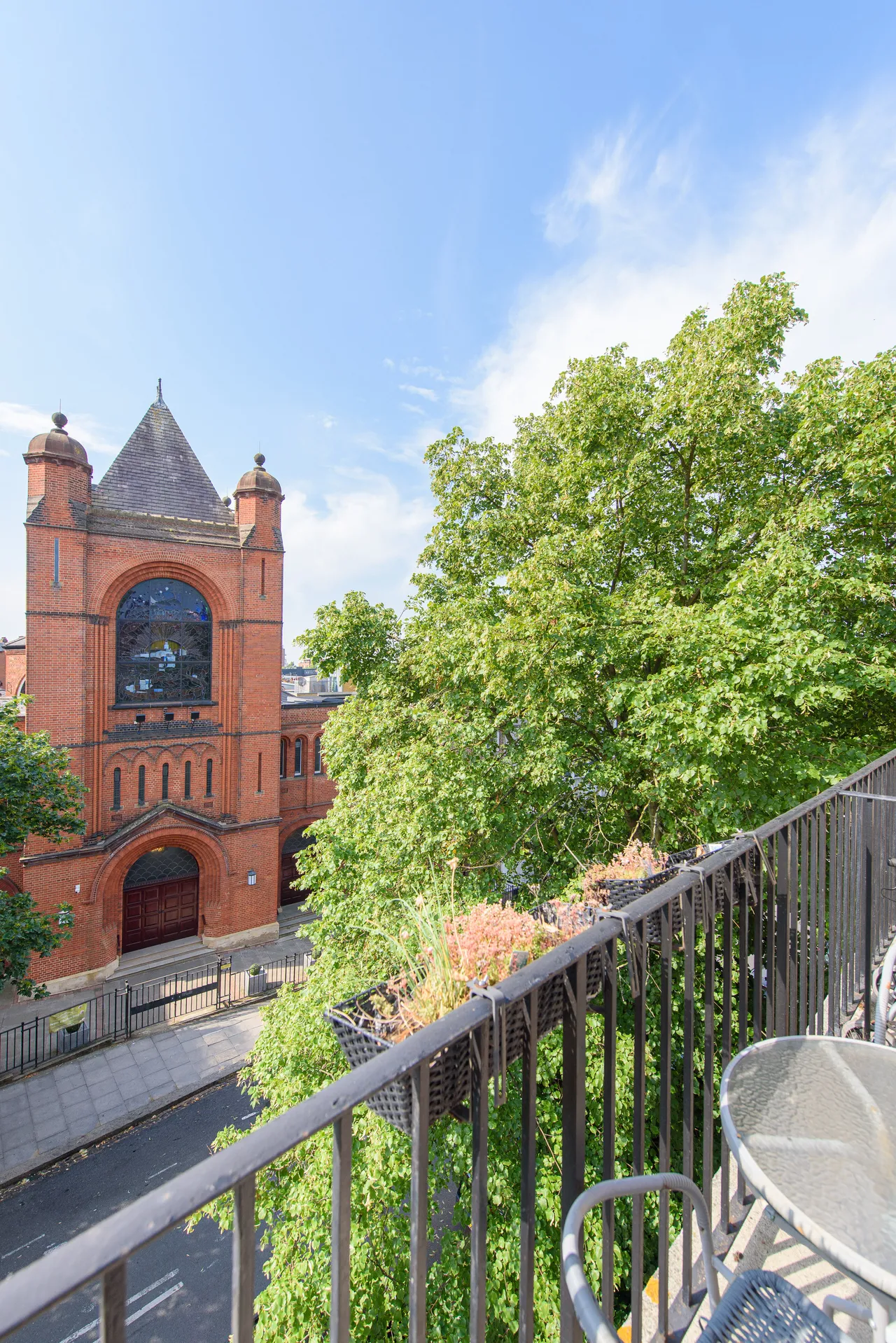 16 Dennington House, Dennington Park Road, London, photo 3