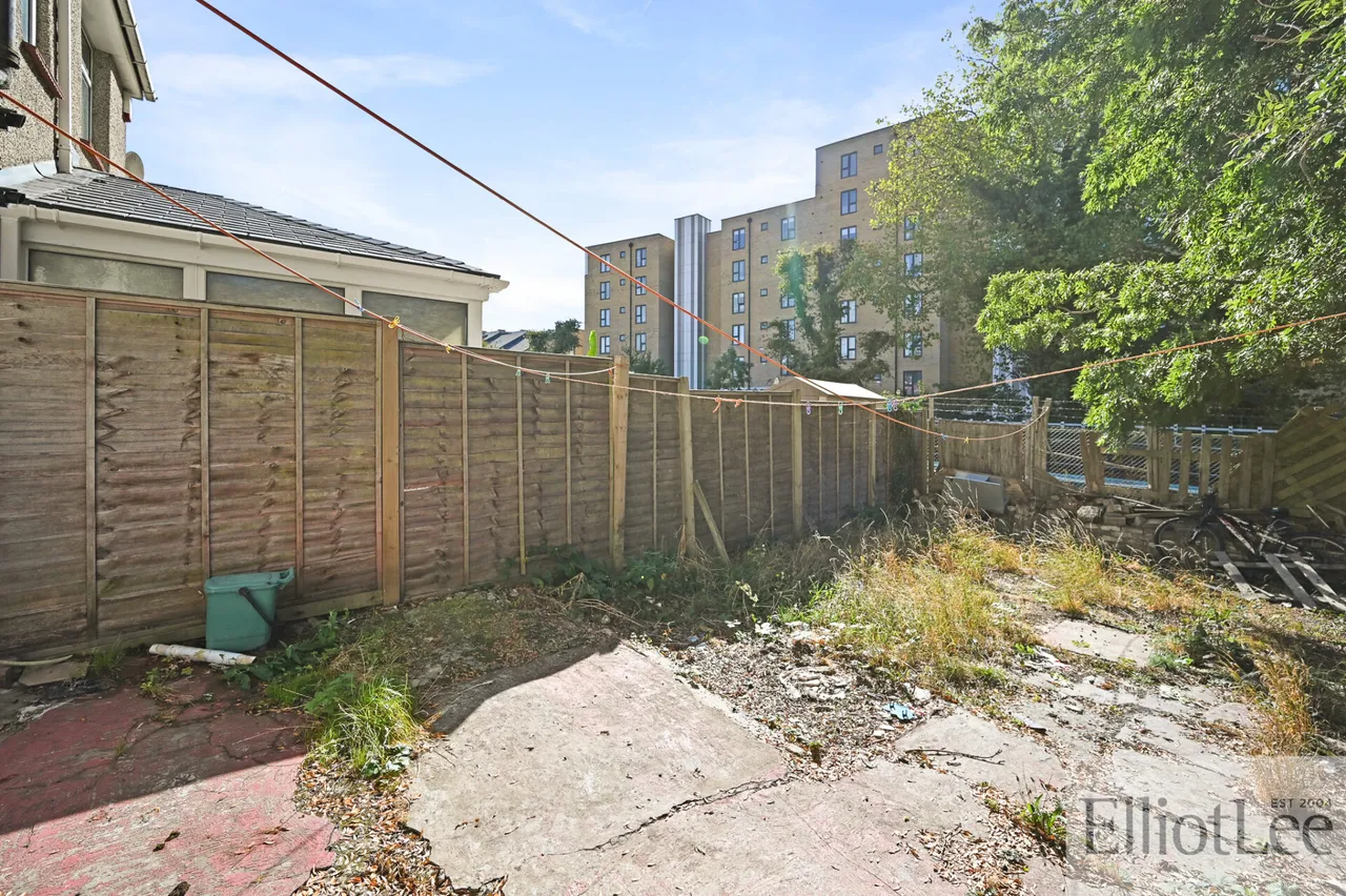 Fernbank Avenue, Wembley, HA0, photo 10