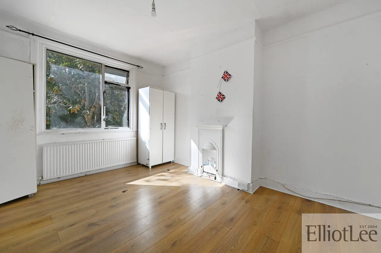 Fernbank Avenue, Wembley, HA0, photo 5