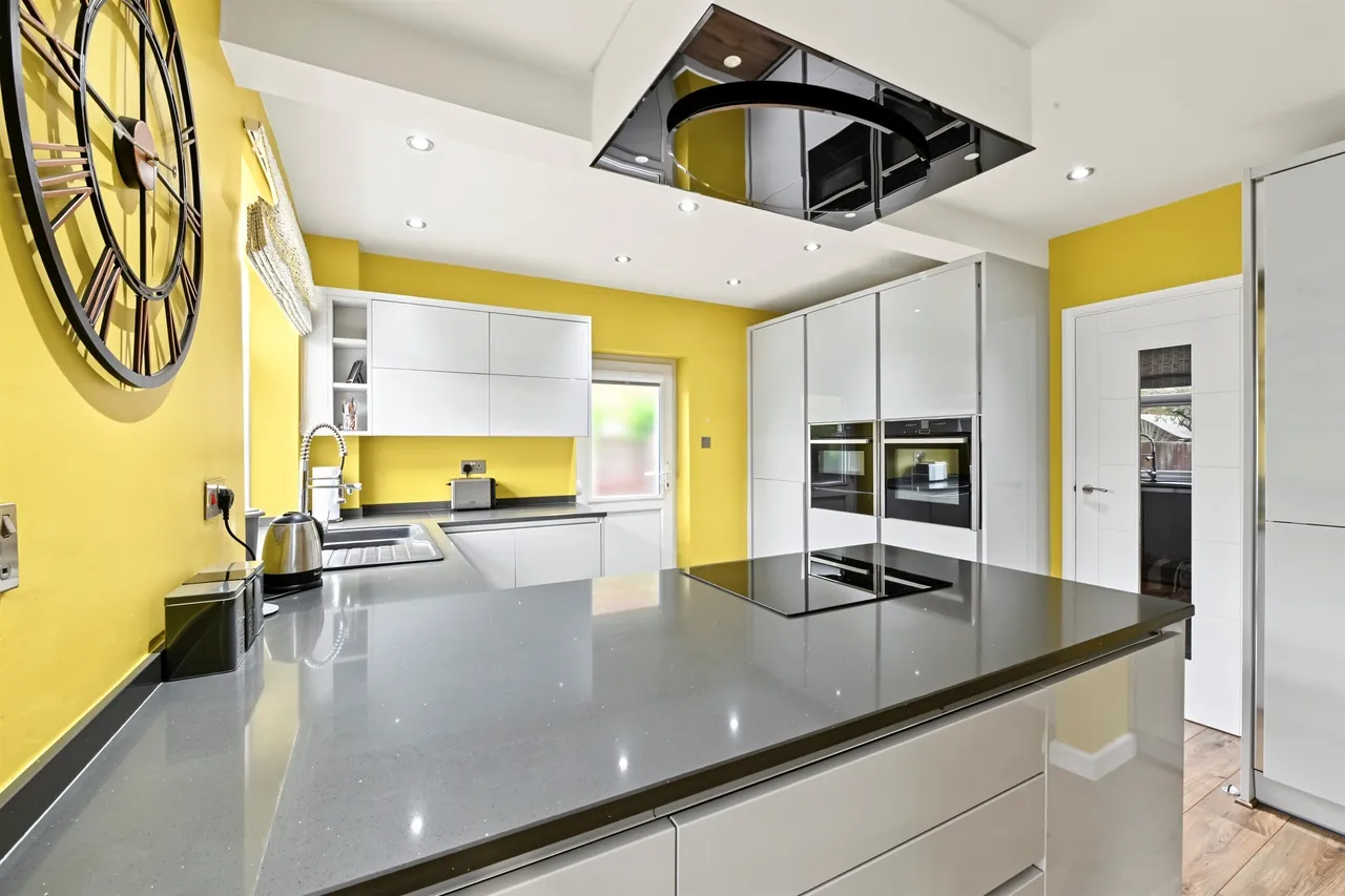Vicarage Road, Pitstone, LU7, photo 6