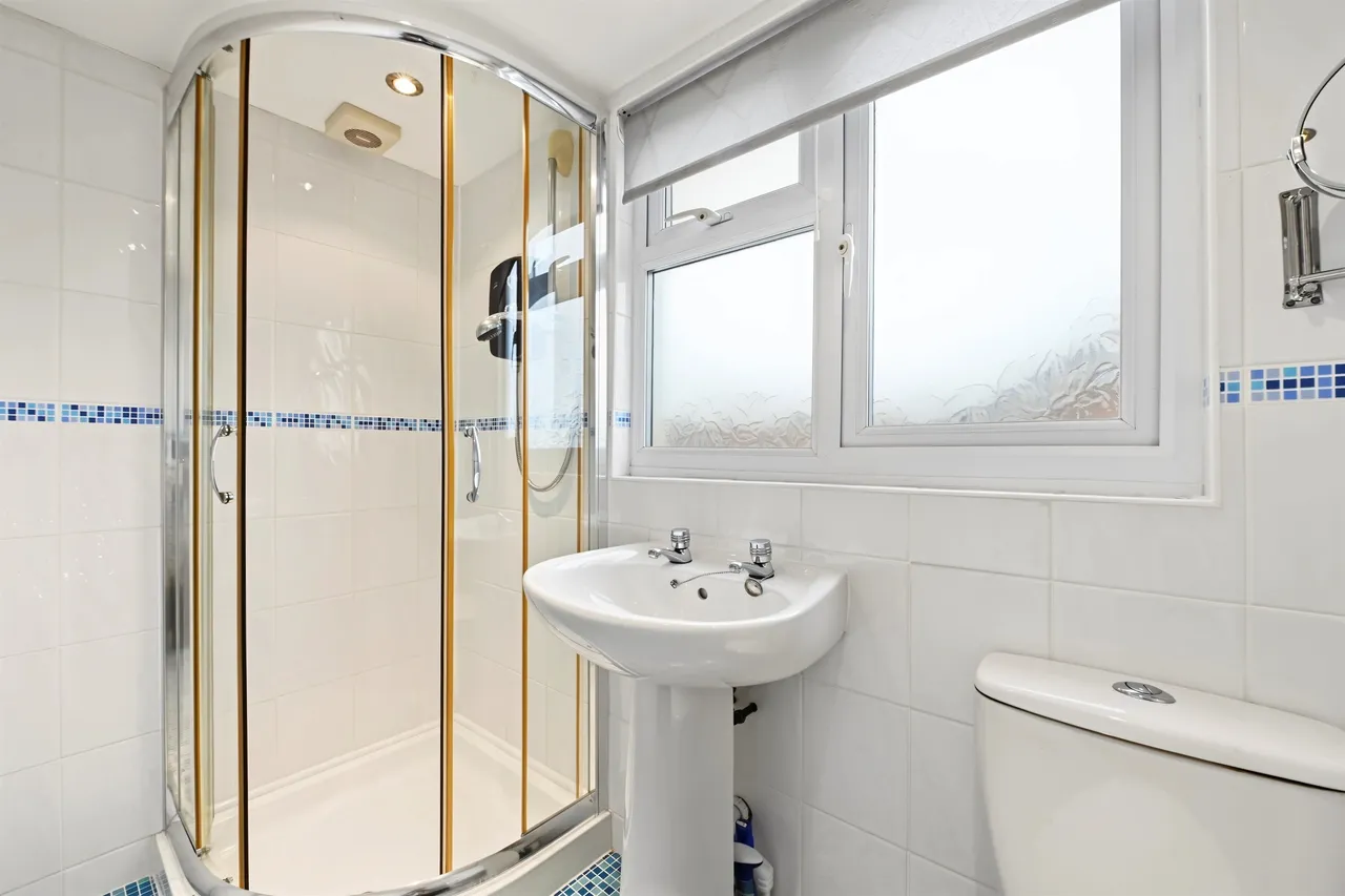Vicarage Road, Pitstone, LU7, photo 16