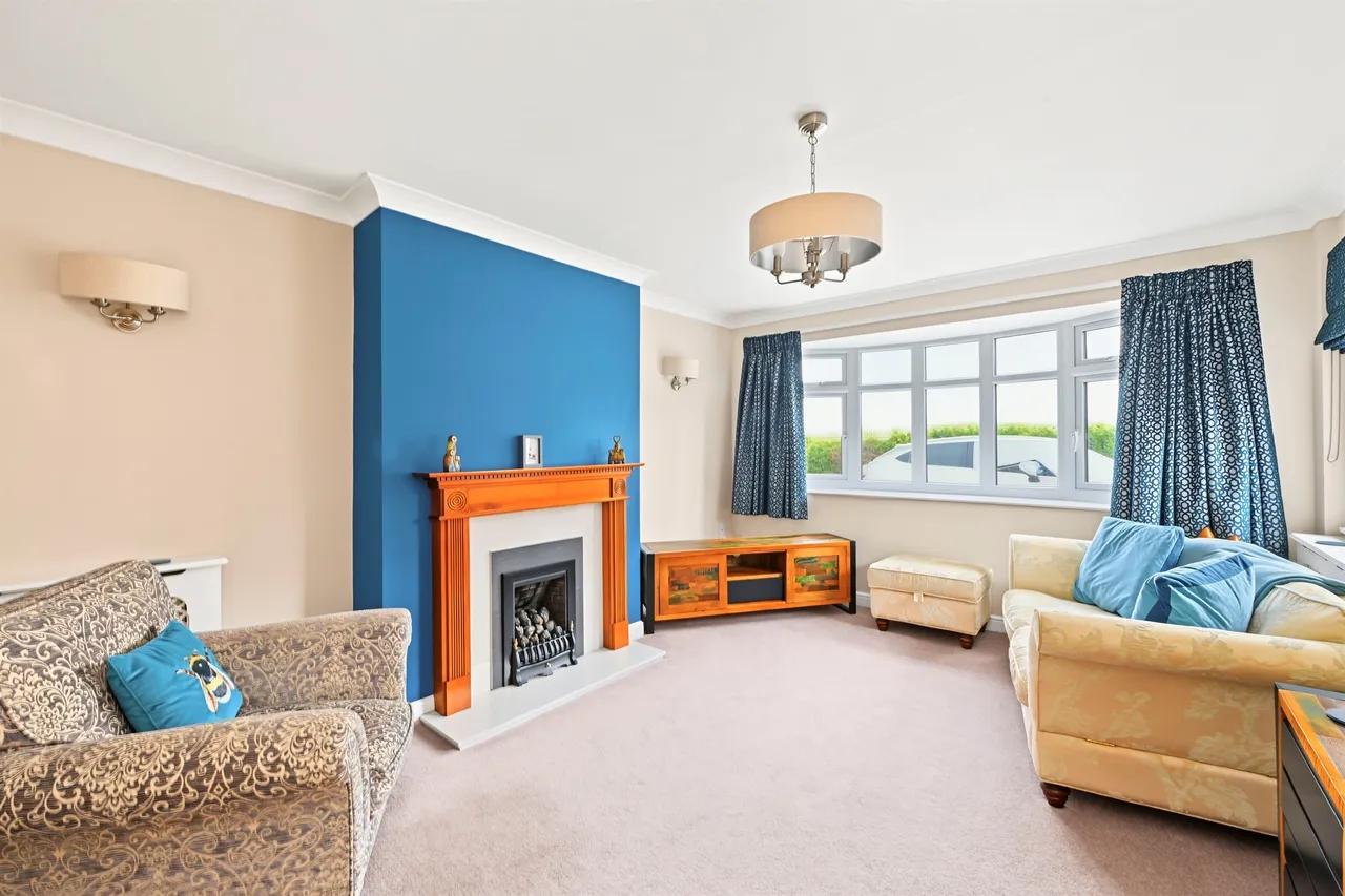 Vicarage Road, Pitstone, LU7, photo 5