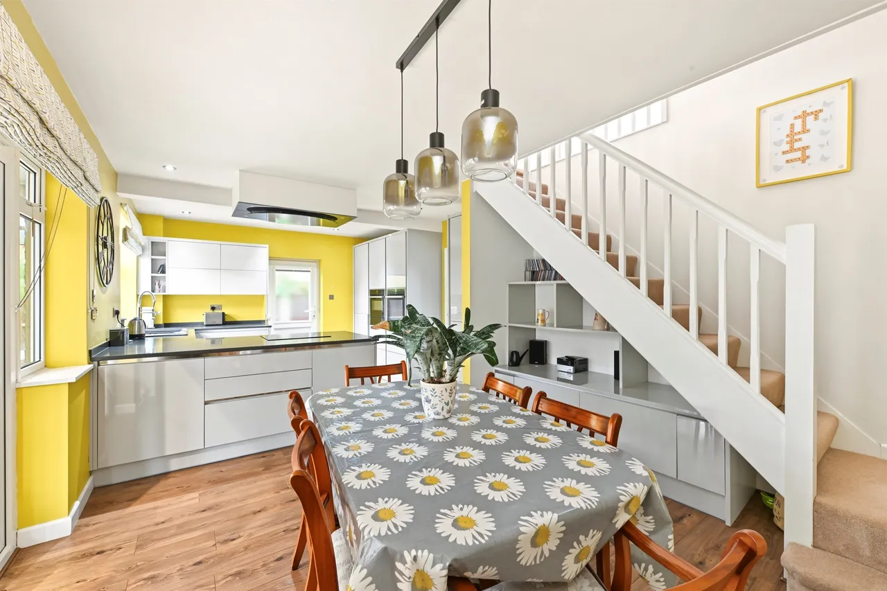 Vicarage Road, Pitstone, LU7, photo 7