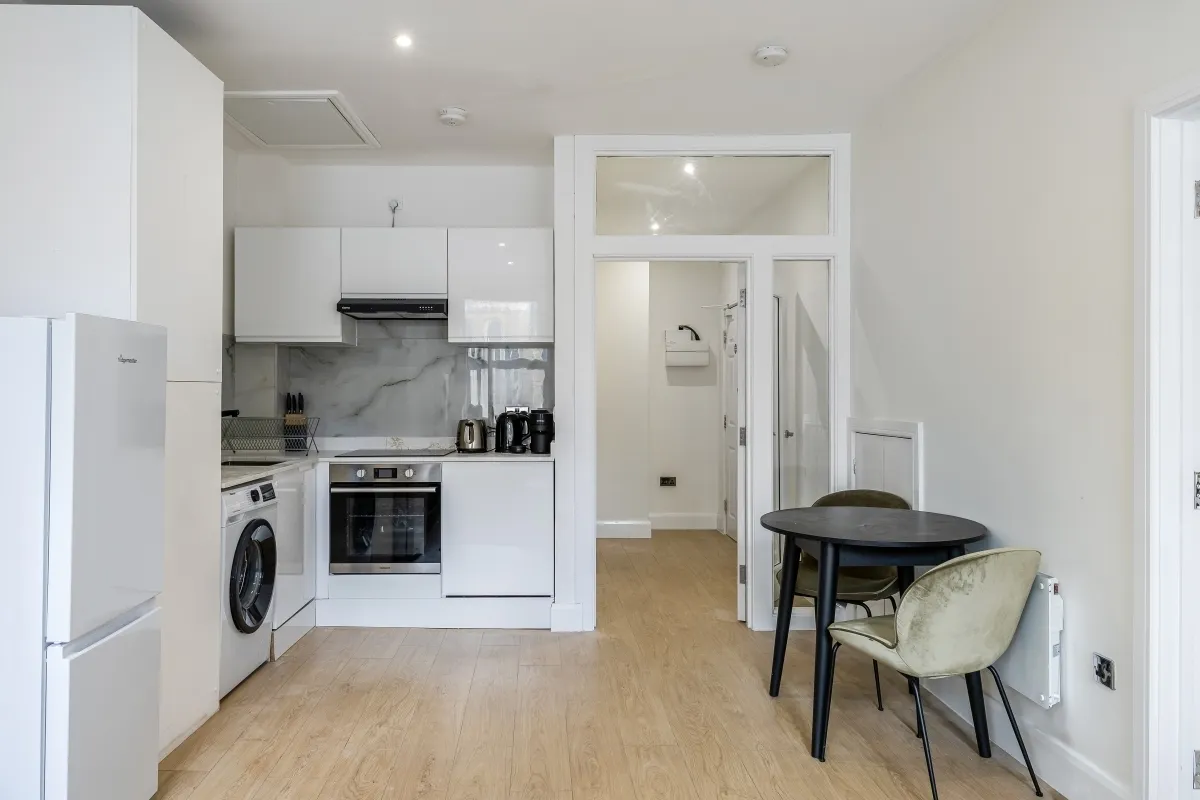 South Lambeth Road, Lambeth, SW8, photo 6