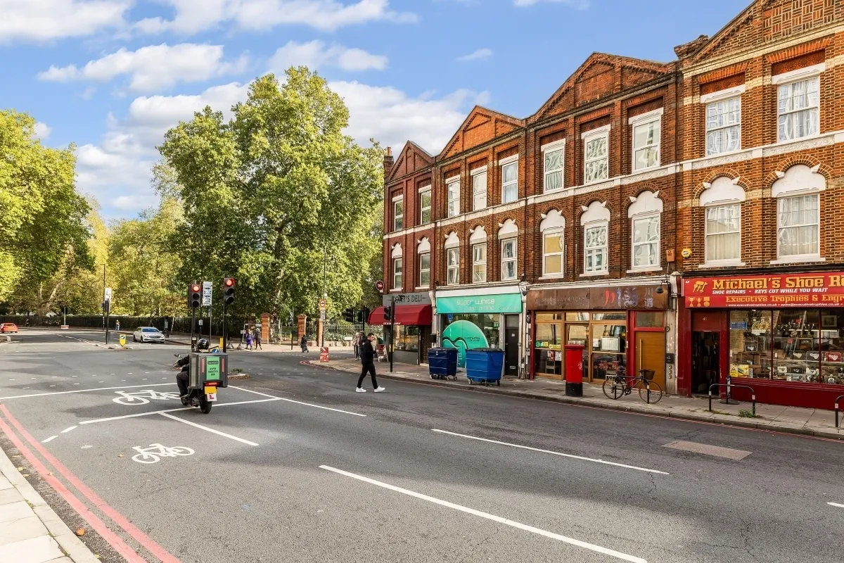 South Lambeth Road, Lambeth, SW8, photo 16