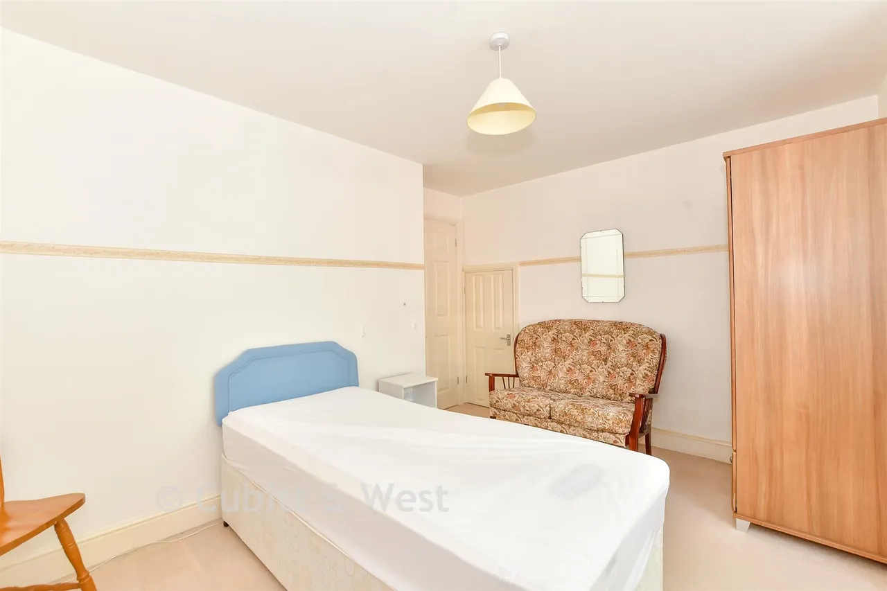 Hambledon Road, Waterlooville, PO7, photo 10