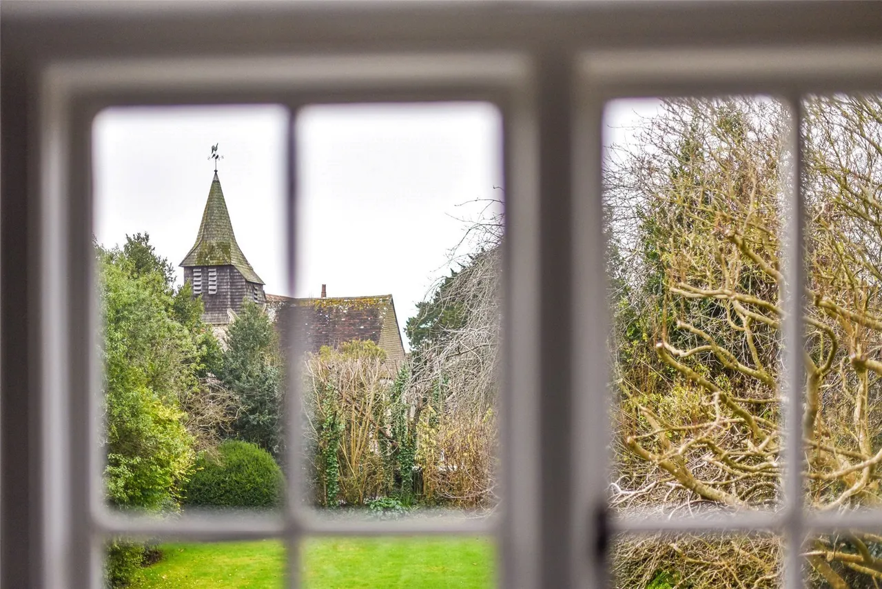 Church Lane, Northney, PO11, photo 10