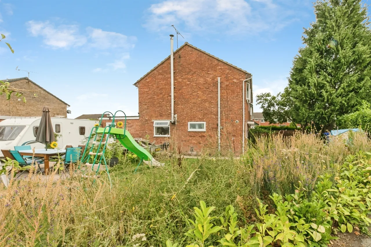 Oak Close, Uttoxeter, ST14, photo 19