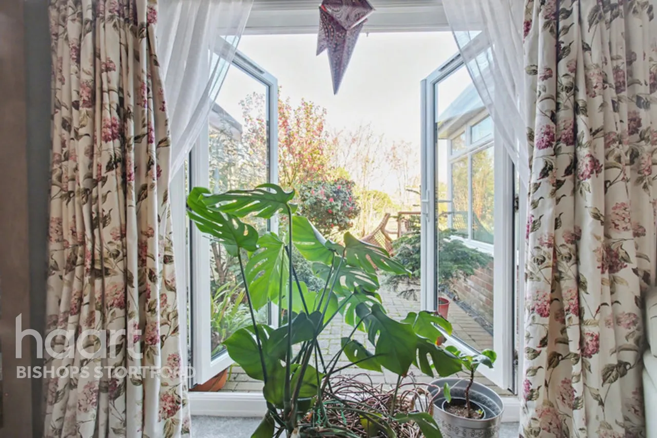New Road, Bishop's Stortford, CM22, photo 9