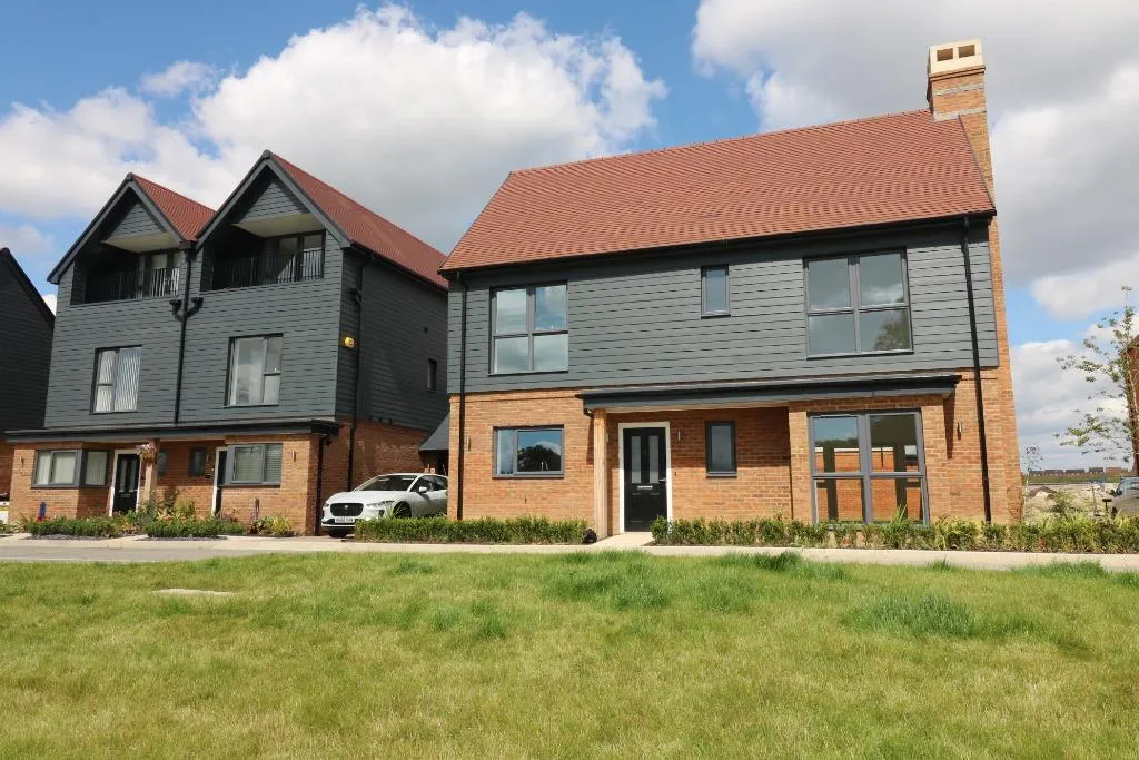 4 bed house for sale, Lakeview Gardens, Chilmington Green, TN23