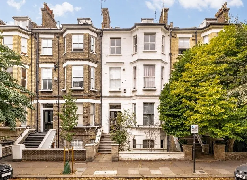 2 bed flat to rent — Crossfield Road, Belsize Park, NW3