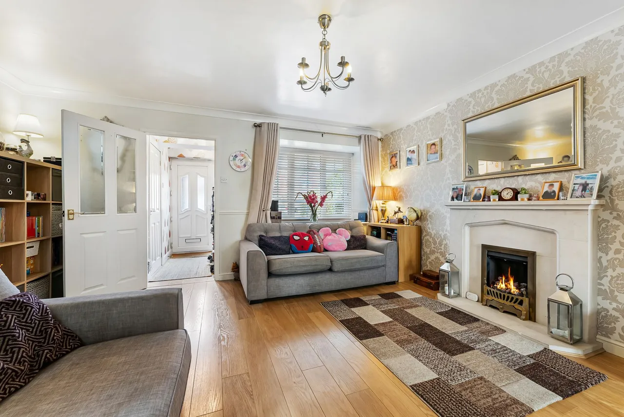 Foxley Heath, Widnes, WA8 7EB, photo 7