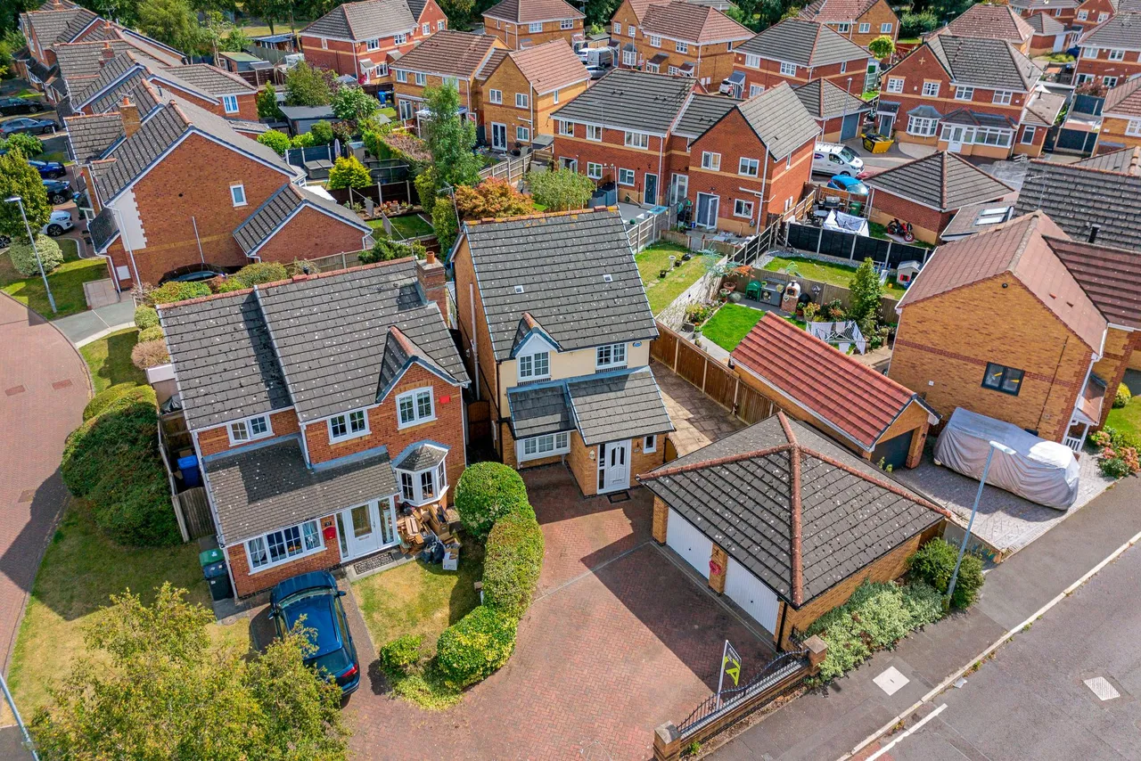 Foxley Heath, Widnes, WA8 7EB, photo 44