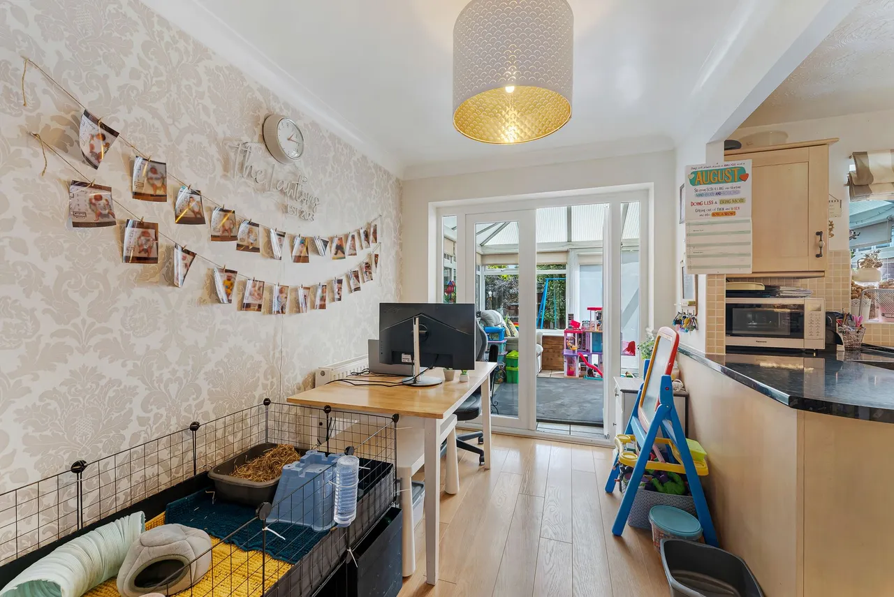 Foxley Heath, Widnes, WA8 7EB, photo 11
