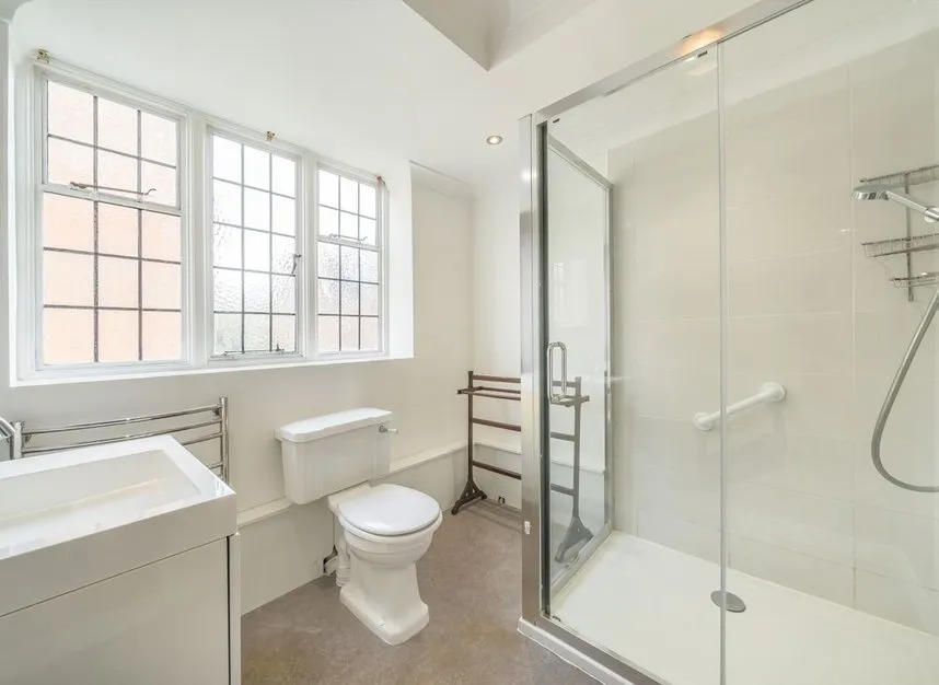 Portsmouth Road, Putney, SW15, photo 6