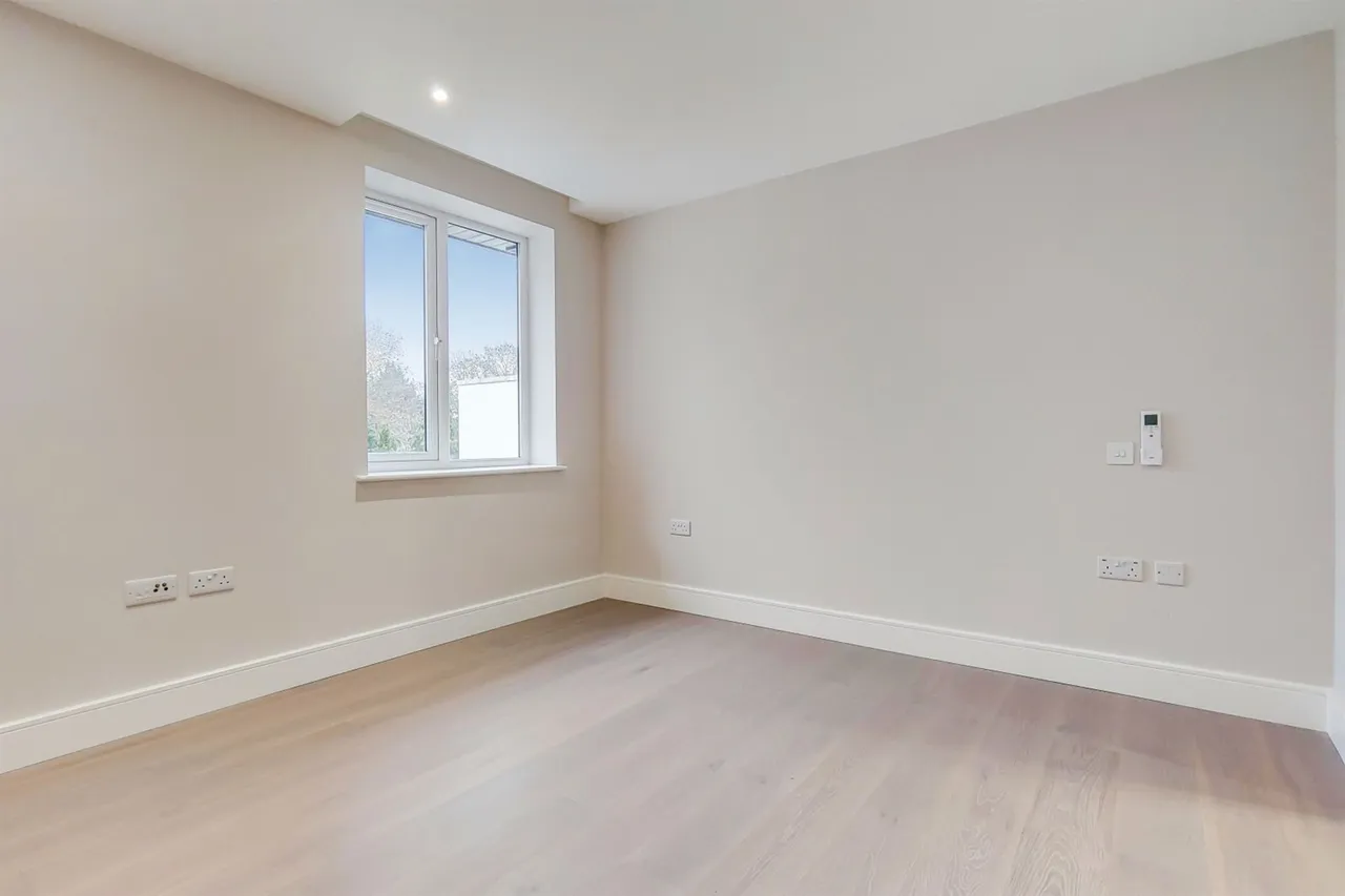 Bridge Lane, London, NW11, photo 15