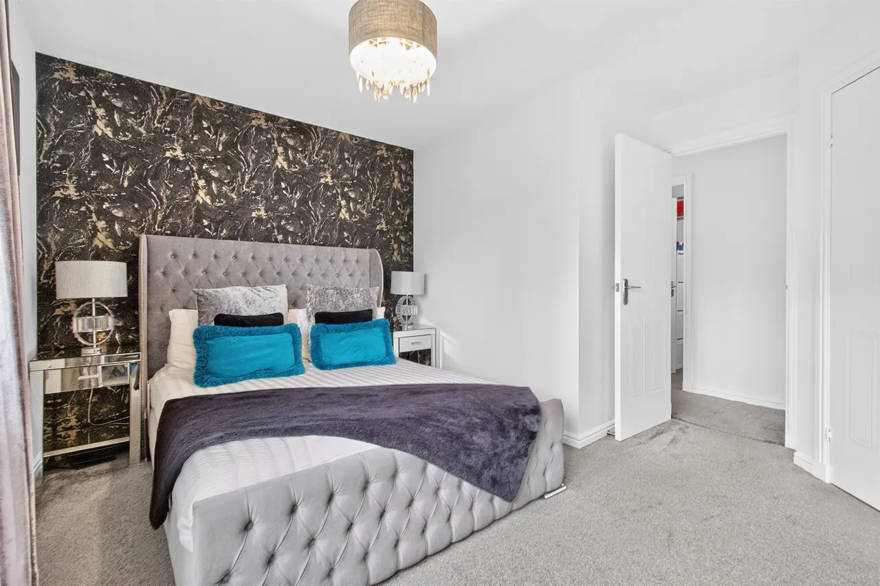 Auchenbothie Crescent, Glasgow, photo 11