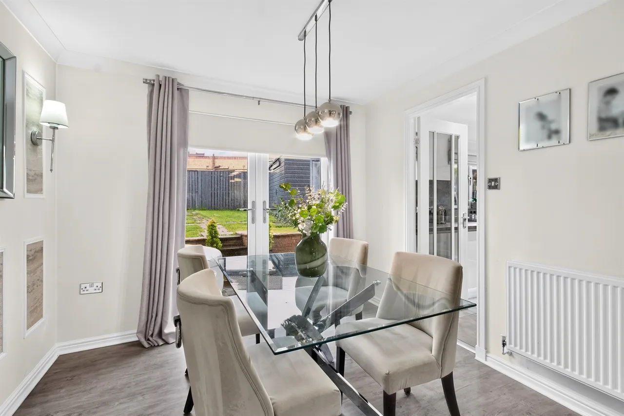 Auchenbothie Crescent, Glasgow, photo 4