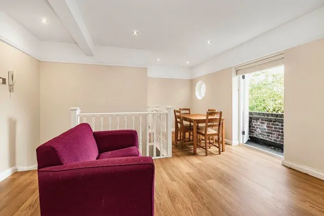 Neale Close, Hampstead Garden Suburb, N2, photo 8