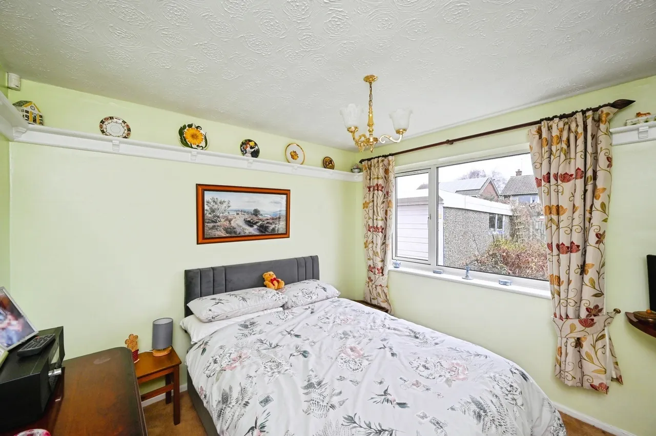Beverley Close, Rainworth, Mansfield, Nottinghamshire, NG21, photo 16