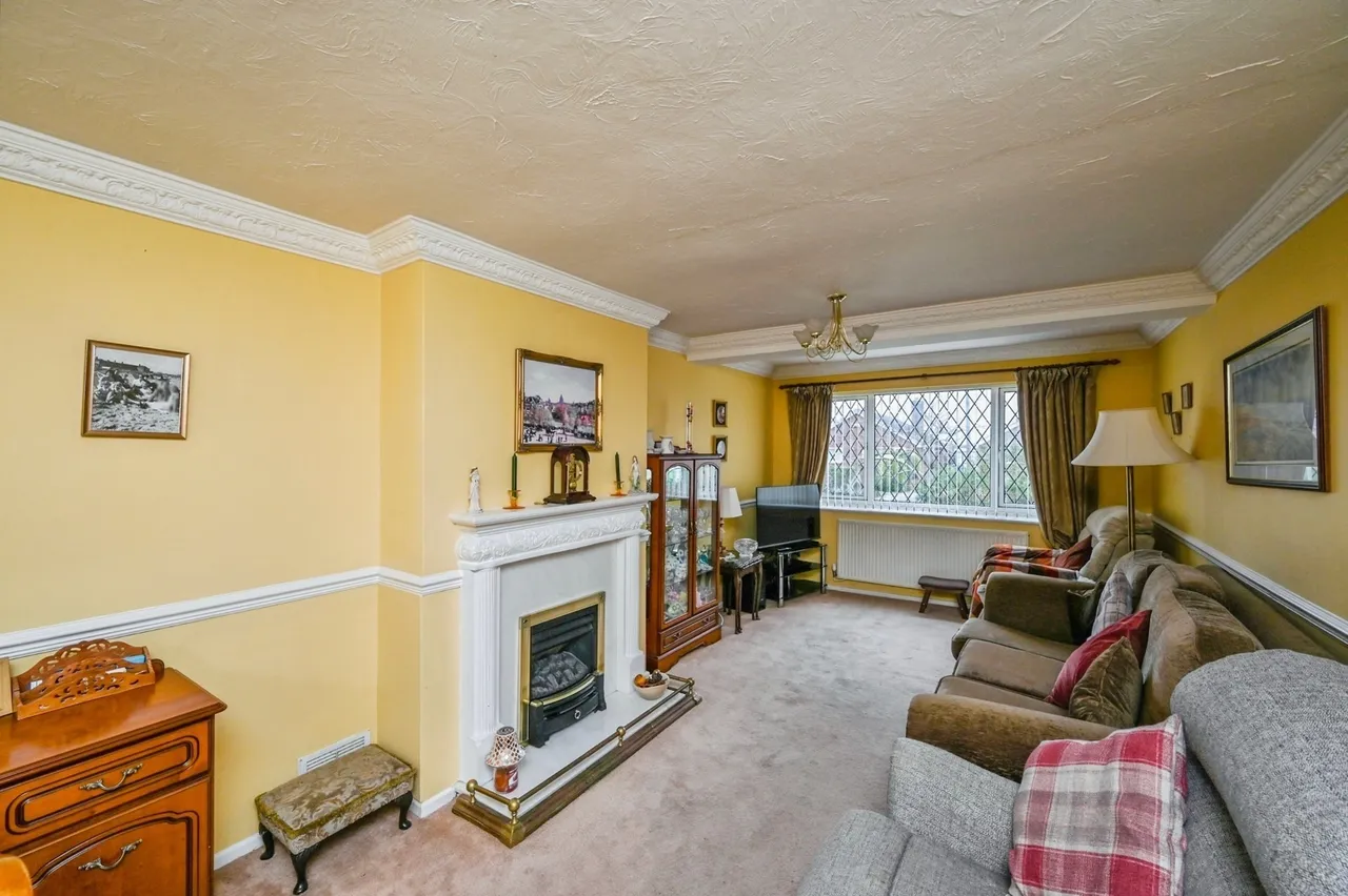 Beverley Close, Rainworth, Mansfield, Nottinghamshire, NG21, photo 9