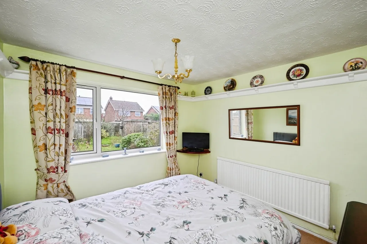 Beverley Close, Rainworth, Mansfield, Nottinghamshire, NG21, photo 15