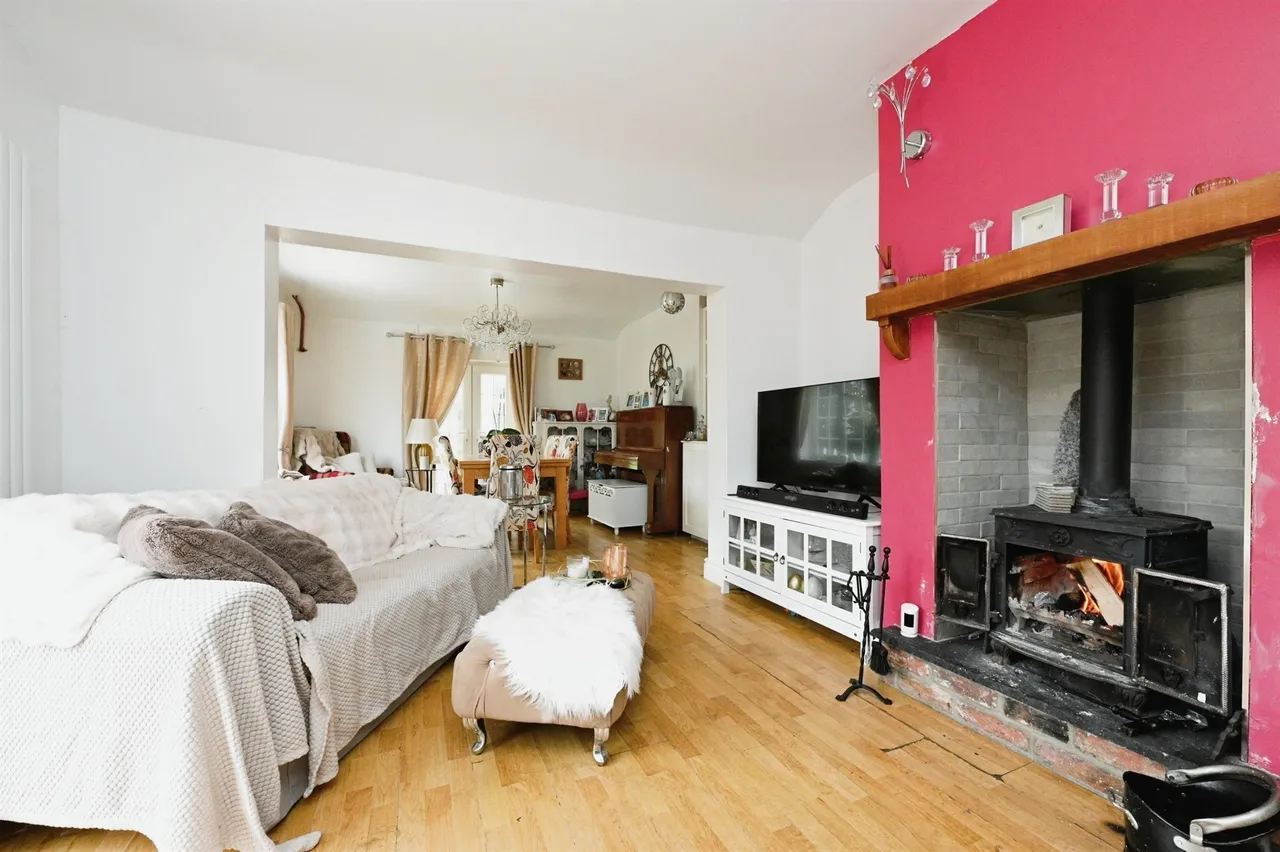 Low Road, Walpole Cross Keys, PE34, photo 7