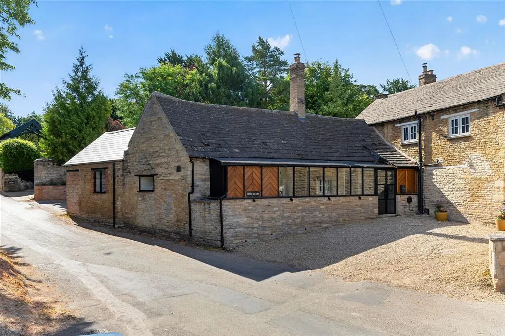 2 bed house for sale, The Street, South Luffenham, LE15