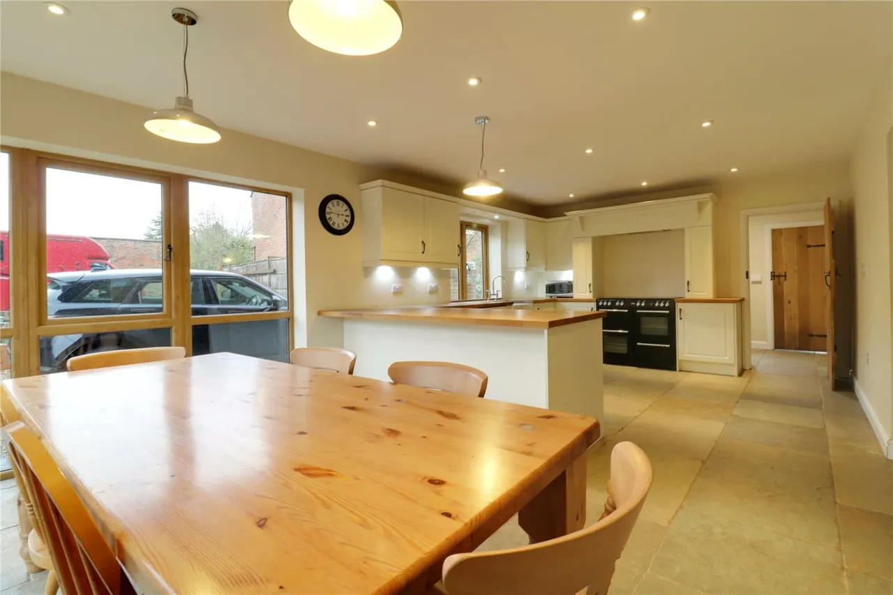 Luibeg House South End, Goxhill, DN19, photo 6