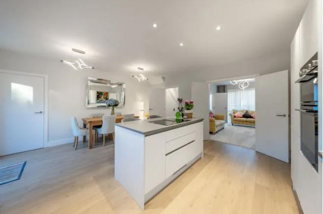 Stillwater Close, Cranleigh, GU6, photo 10
