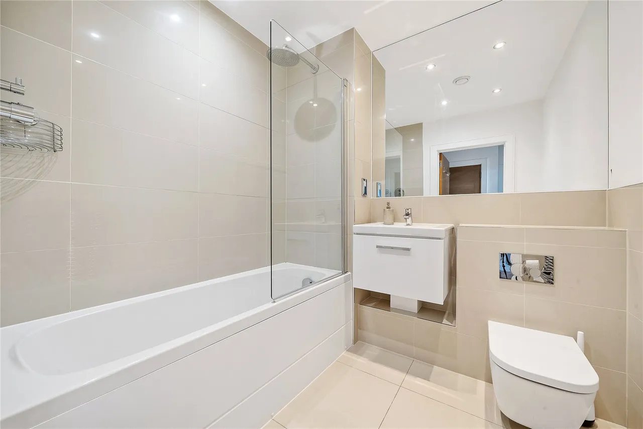Levett Square, TW9, photo 8