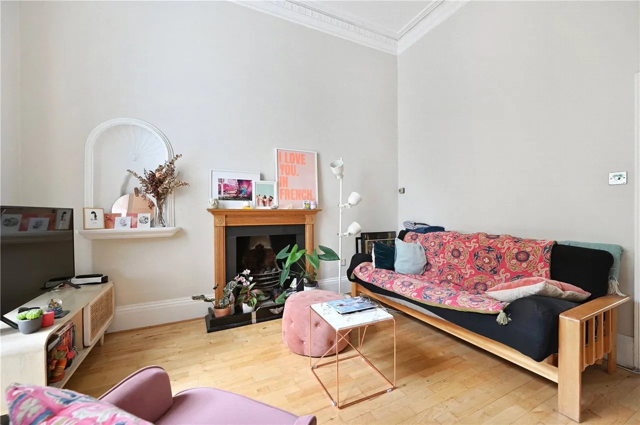 2 bed flat for sale — St. Stephens Gardens, London, W2