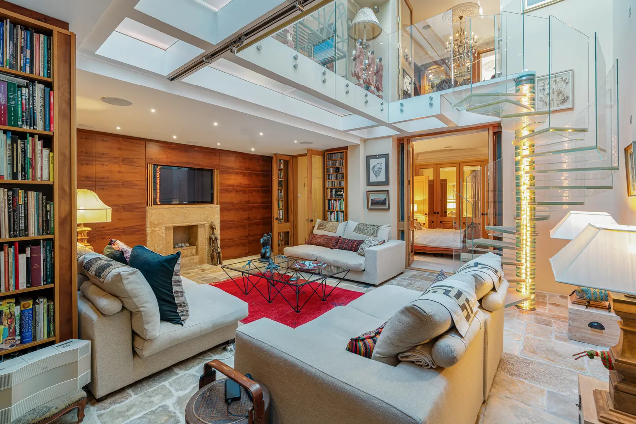 3 bed flat for sale, Hyde Park Square, Hyde Park, W2