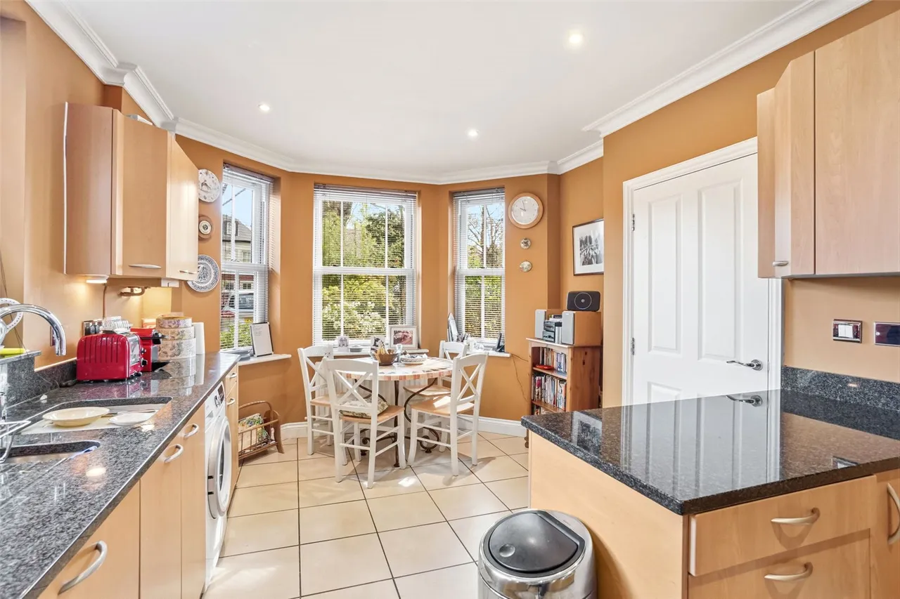 Wensleydale Road, Hampton, TW12 2LP, photo 4