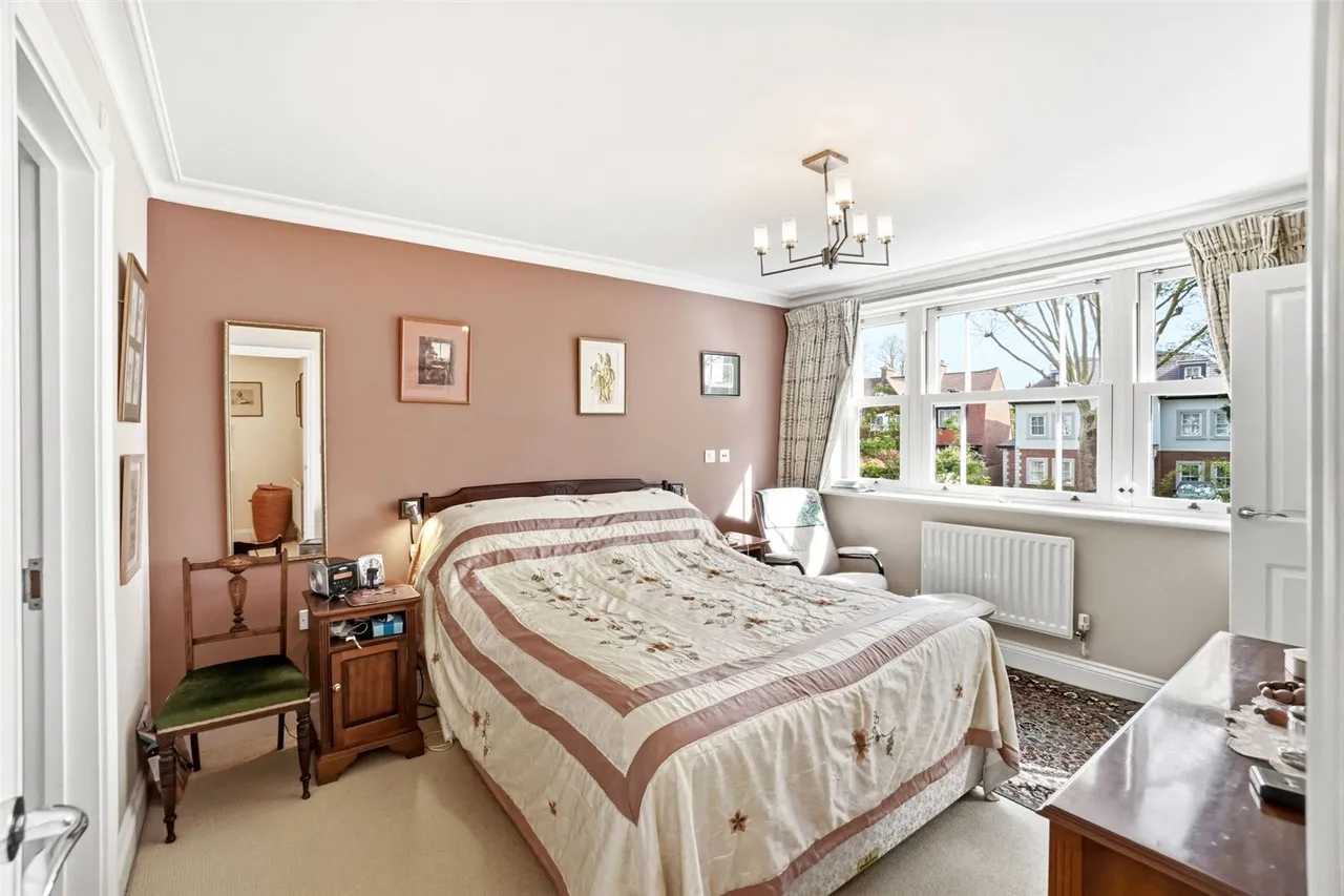 Wensleydale Road, Hampton, TW12 2LP, photo 9
