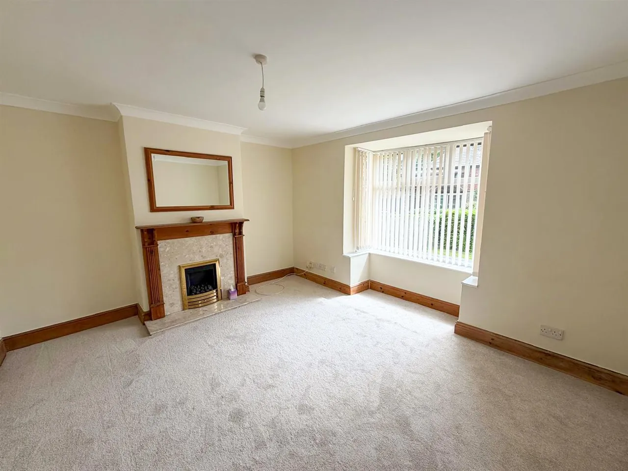 Birchwood Road, Low Utley, Keighley, BD20 6BX, photo 4