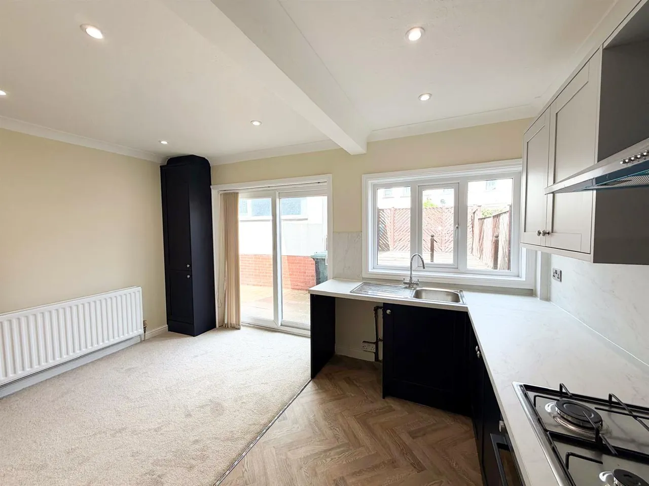 Birchwood Road, Low Utley, Keighley, BD20 6BX, photo 8
