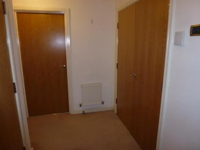 Holywell Drive, Warrington, WA1, photo 8