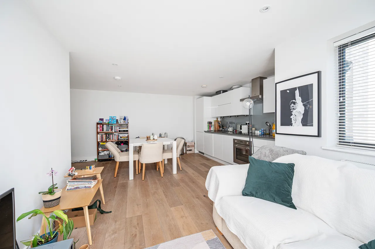 Flat 7, Linea Court, London, photo 7