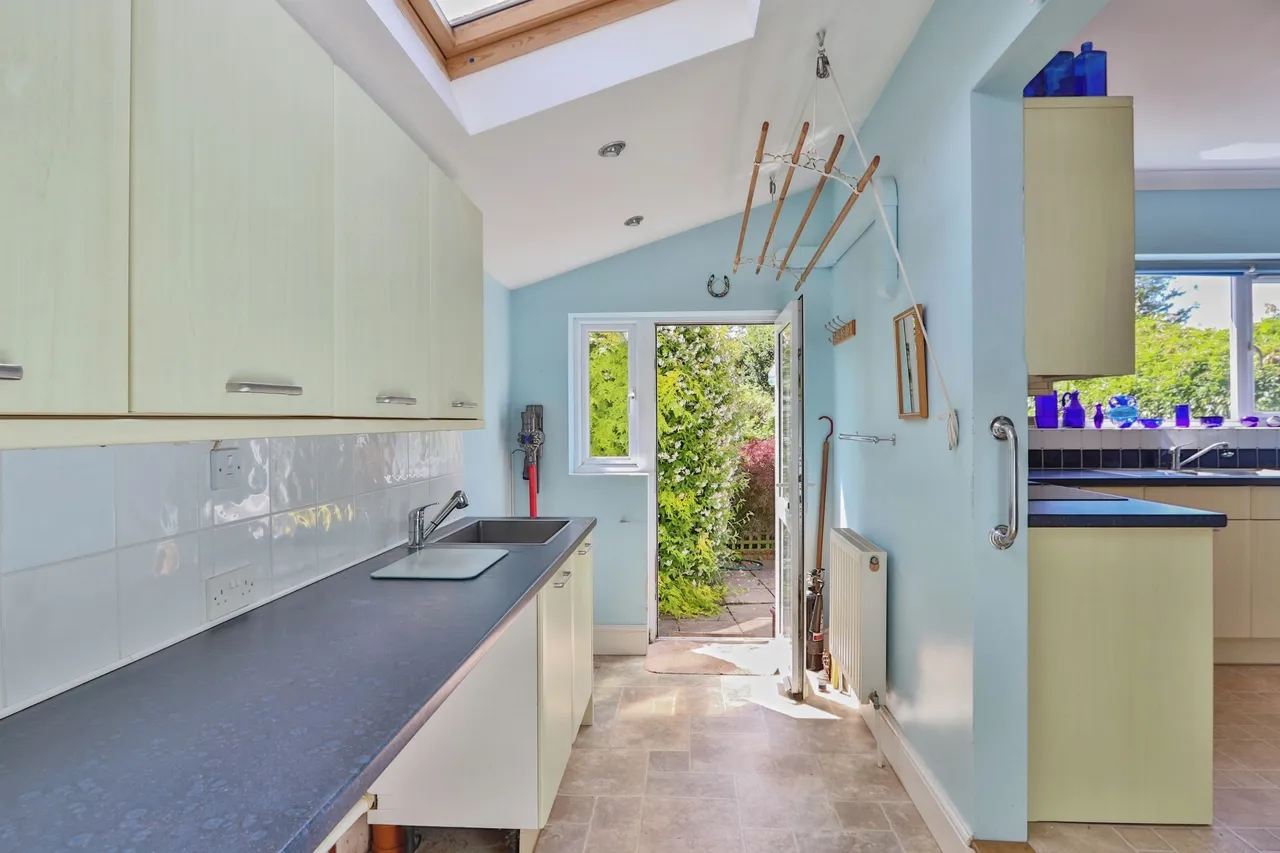 Elgin Road, Poole, BH14, photo 7