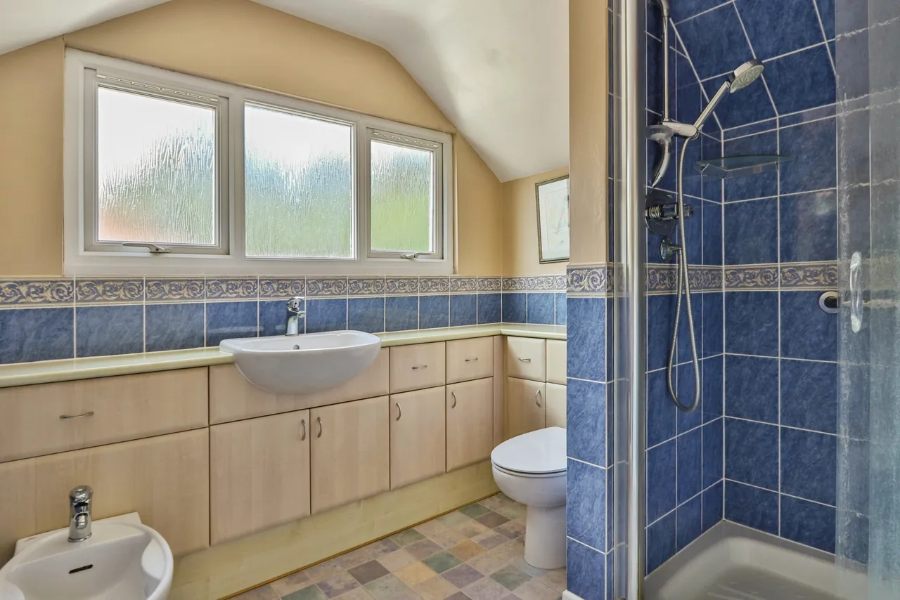 Elgin Road, Poole, BH14, photo 16